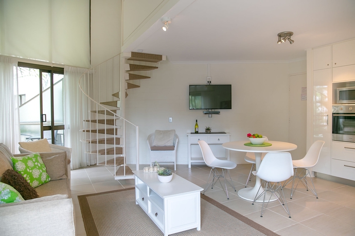 Imagen de los interiores del Hotel Ocean Breeze Resort, Noosa Heads. Foto 14