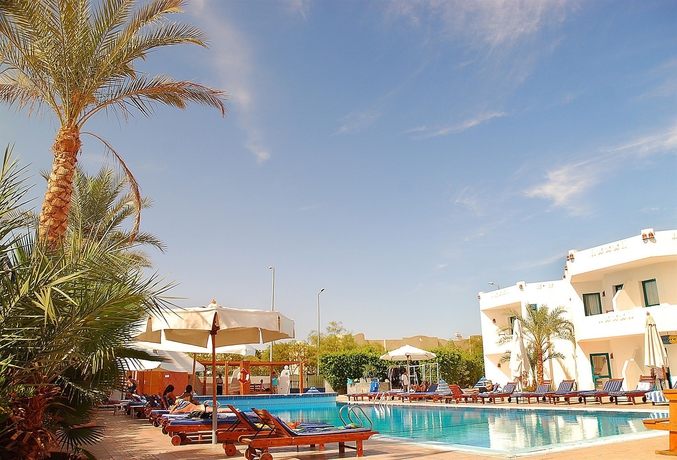 Imagen de la piscina del Hotel Ocean Club, Sharm el Sheikh. Foto 16