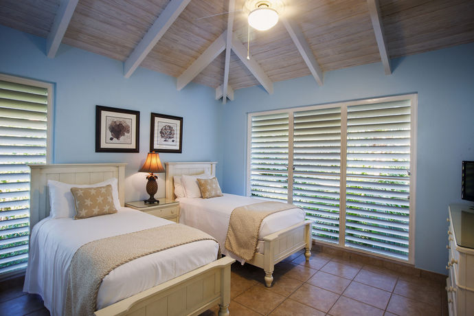 Imagen de la habitación del Hotel Ocean Club West. Foto 10