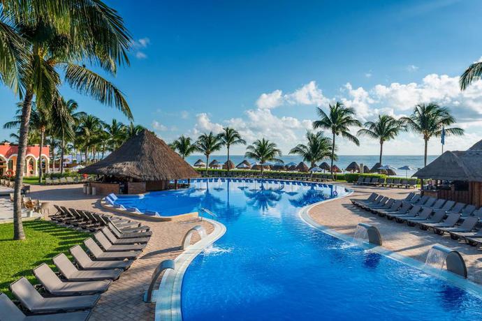 Imagen general del Hotel Ocean Coral Riviera Cancun All Inclusive. Foto 3