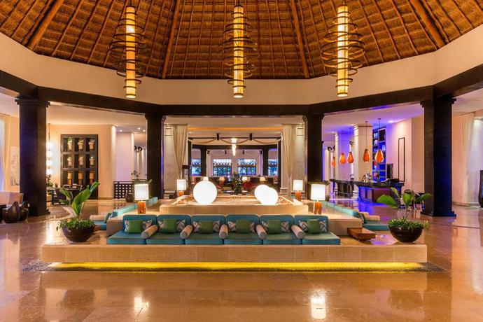 Imagen de los interiores del Hotel Ocean Coral Riviera Cancun All Inclusive. Foto 14