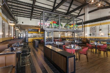 Imagen del bar/restaurante del Hotel Ocean Coral Spring Resort. Foto 5