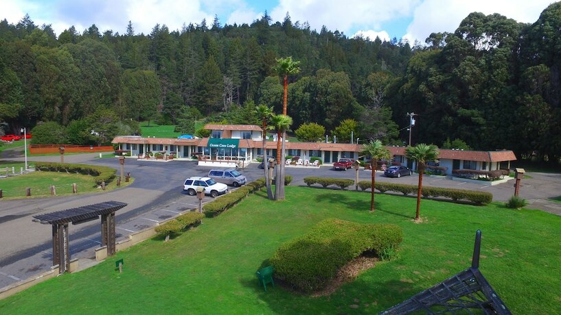 Imagen general del Hotel Ocean Cove Lodge. Foto 2