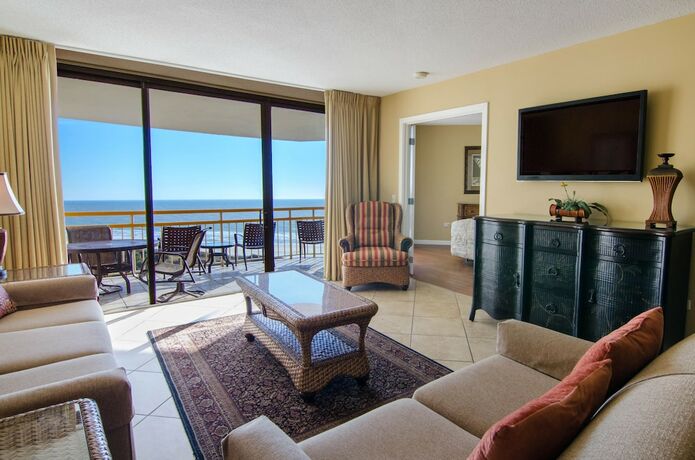 Imagen general del Hotel Ocean Creek Resort. Foto 11