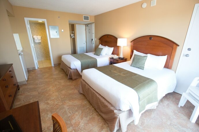 Imagen de la habitación del Hotel Ocean Drive Beach And Golf Resort. Foto 19
