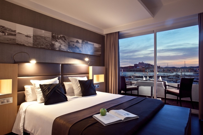 Imagen de la habitación del Hotel Ocean Drive Ibiza. Foto 10