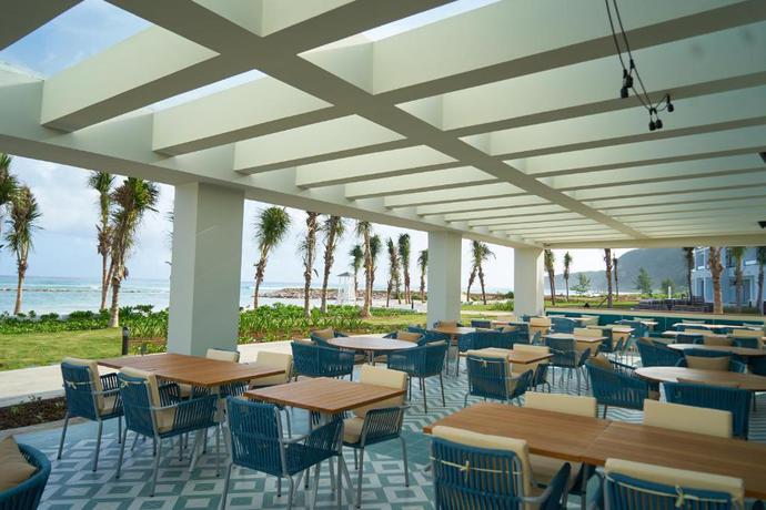 Imagen del bar/restaurante del Hotel Ocean Eden Bay - Adults Only. Foto 3