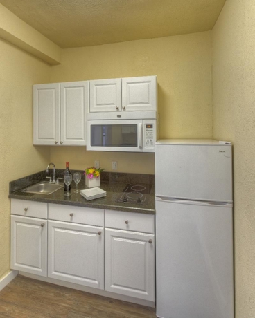 Imagen de la habitación del Hotel Ocean Five. Foto 9