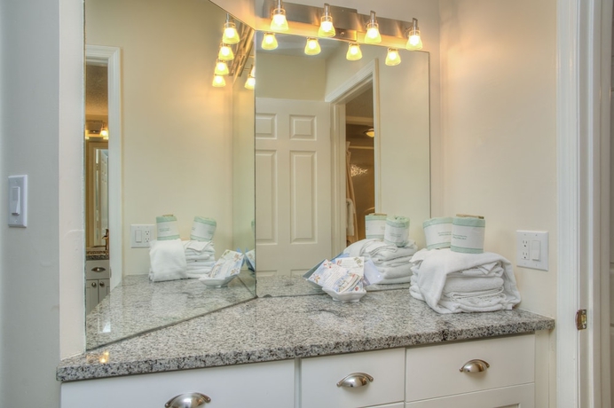 Imagen de la habitación del Hotel Ocean Forest Plaza, Myrtle Beach. Foto 10
