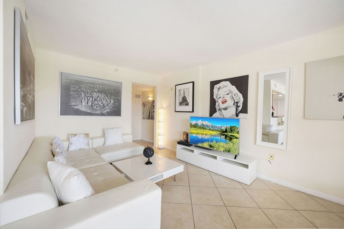 Imagen de la habitación del Hotel Ocean Front Beach in Clearwater 2BB 2BA. Foto 10