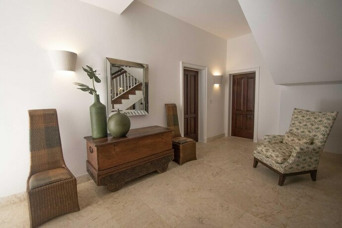Imagen general del Hotel Ocean Front Luxury Villa in Golf and Beach Resort. Foto 11