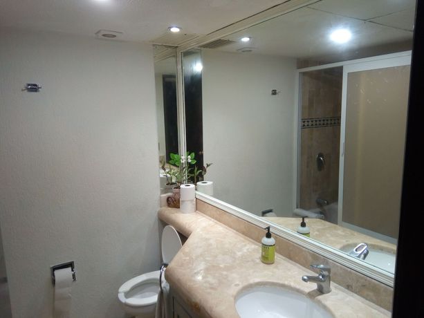 Imagen de la habitación del Hotel Ocean Front Suites By Rodero Condos. Foto 3