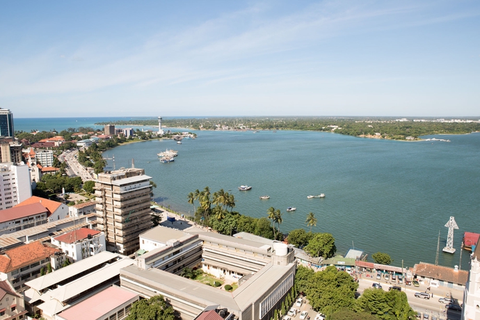 Imagen general del Hotel Ocean Front Suites. Foto 1