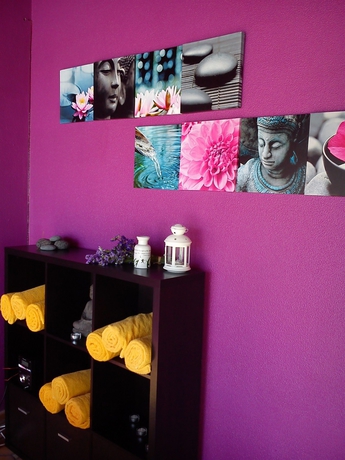 Imagen de la piscina del Hotel Ocean Gardens. Foto 6