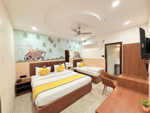 Imagen de la habitación del Hotel Ocean Grand, Varanasi. Foto 3