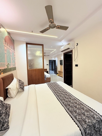 Imagen de la habitación del Hotel Ocean Grand, Varanasi. Foto 6