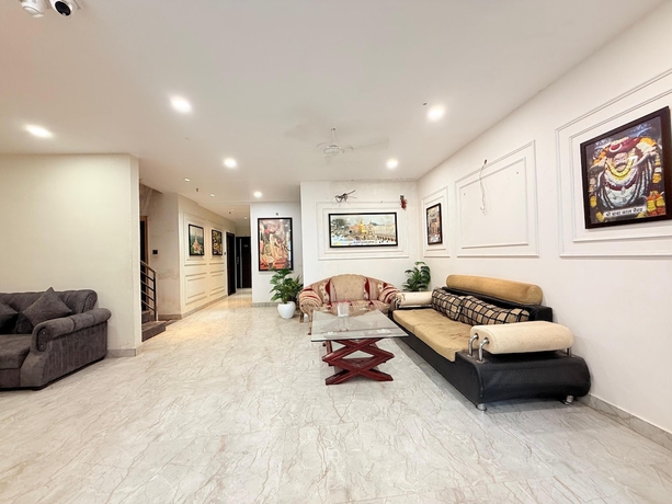 Imagen de los interiores del Hotel Ocean Grand, Varanasi. Foto 14