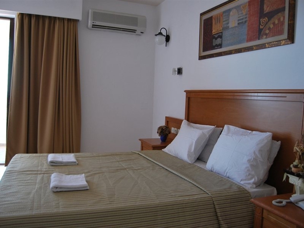 Imagen general del Hotel Ocean Heights View. Foto 2