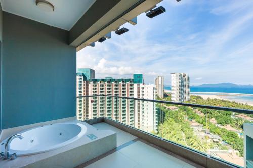 Imagen general del Hotel Ocean Holiday, Lingshui. Foto 4