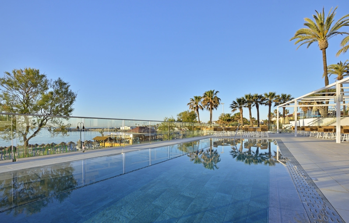 Imagen de la piscina del Hotel Ocean House Costa del Sol by Grupotel. Foto 16