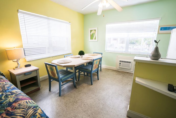 Imagen de la habitación del Hotel Ocean Inn, Hollywood. Foto 7