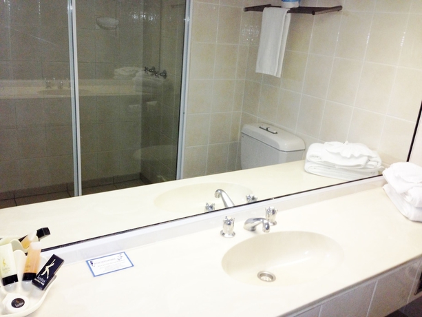 Imagen de la habitación del Hotel Ocean International. Foto 15