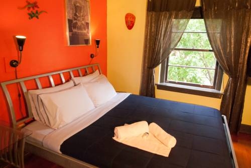 Imagen general del Hotel Ocean Island Inn Backpackers Suites - Hostel. Foto 3