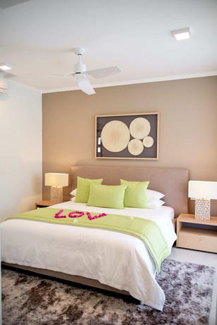Imagen general del Hotel Ocean Legends Beachfront Suites. Foto 4