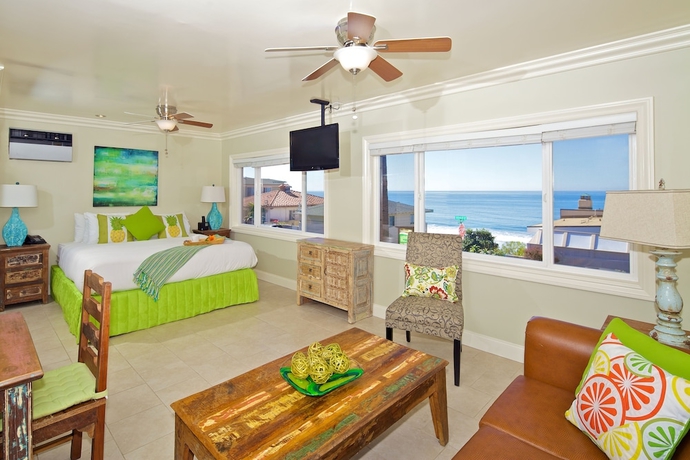 Imagen de la habitación del Hotel Ocean Palms Beach Resort. Foto 2