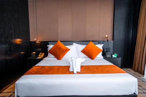 Imagen de la habitación del Hotel Ocean, Phnom Penh. Foto 2