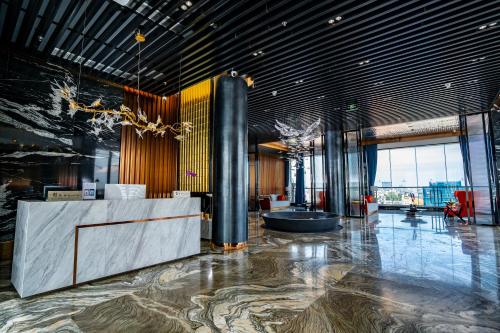 Imagen de los interiores del Hotel Ocean, Phnom Penh. Foto 4