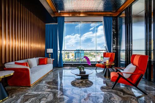 Imagen de los interiores del Hotel Ocean, Phnom Penh. Foto 5