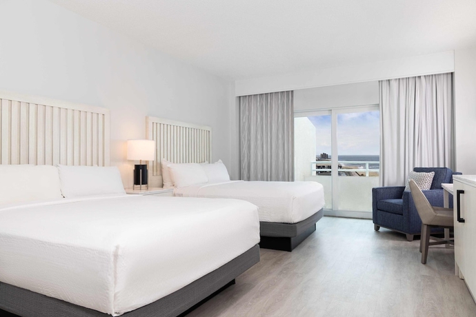 Imagen de la habitación del Hotel Ocean Place Resort And Spa. Foto 2