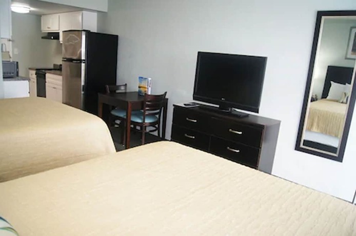 Imagen de la habitación del Hotel Ocean Plaza Motel. Foto 18