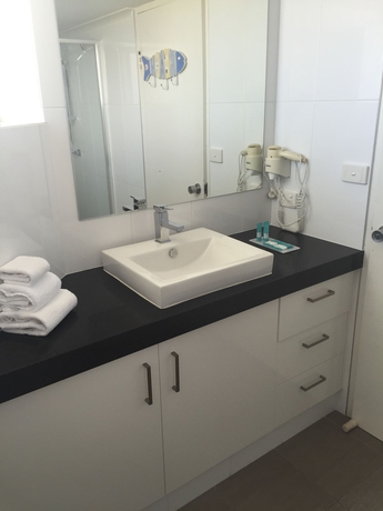 Imagen de la habitación del Hotel Ocean Plaza Resort. Foto 4