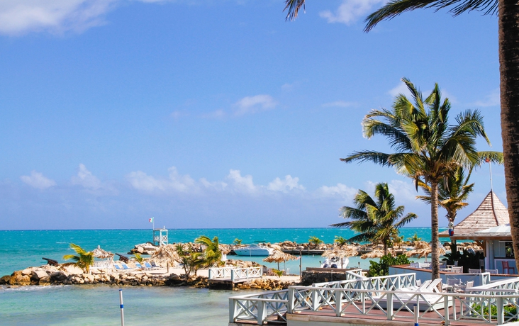 Imagen de los exteriores del Hotel Ocean Point Resort and Spa - Adults Only. Foto 9