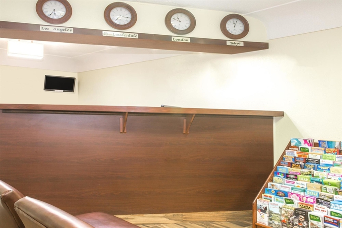 Imagen de los interiores del Hotel Ocean Reef. Foto 6