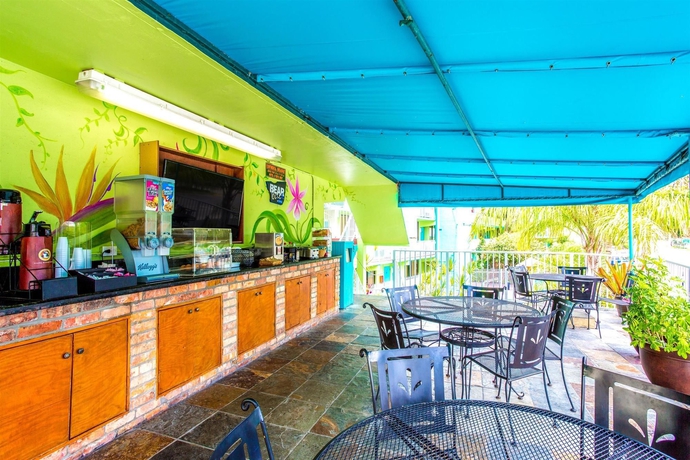 Imagen del bar/restaurante del Hotel Ocean Reef. Foto 2