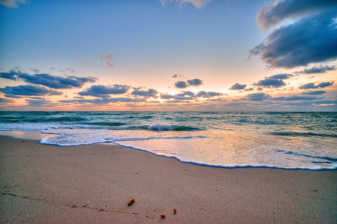 Imagen de los exteriores del Hotel Ocean Reef Suites. Foto 8