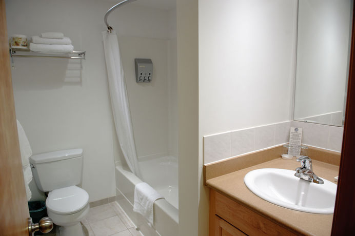 Imagen de los exteriores del Hotel Ocean Resort, Campbell River. Foto 6