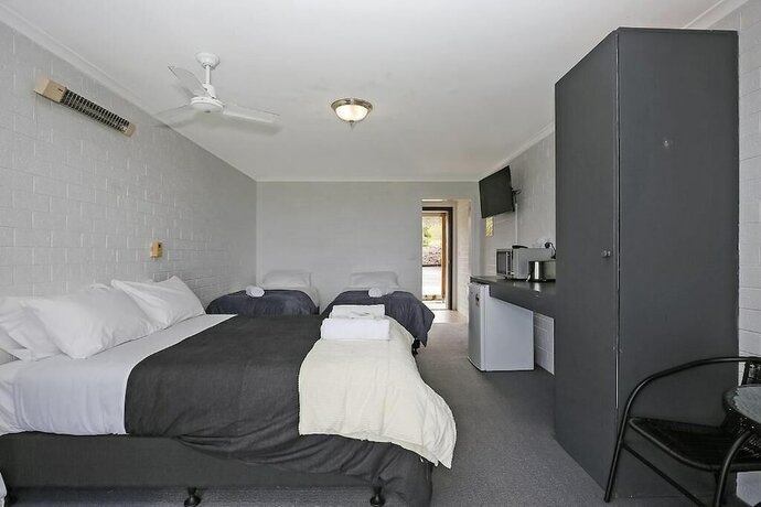 Imagen de la habitación del Hotel Ocean Road Motel. Foto 20