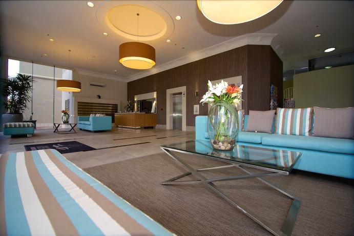 Imagen de los interiores del Hotel Ocean Sands Resort, Main Beach. Foto 18