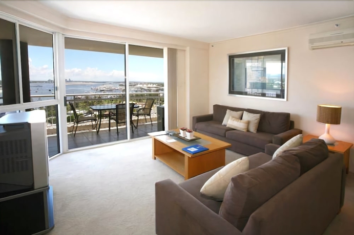 Imagen de la habitación del Hotel Ocean Sands Resort, Main Beach. Foto 14