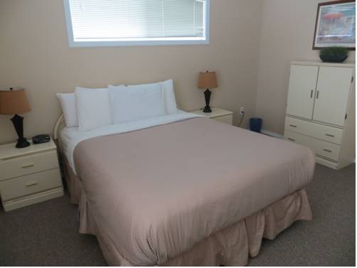 Imagen de la habitación del Hotel Ocean Sands Resort, Parksville. Foto 15