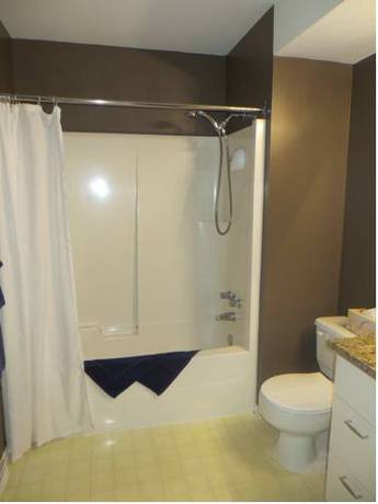 Imagen de la habitación del Hotel Ocean Sands Resort, Parksville. Foto 16