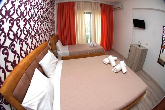 Imagen de la habitación del Hotel Ocean, Sarande. Foto 10