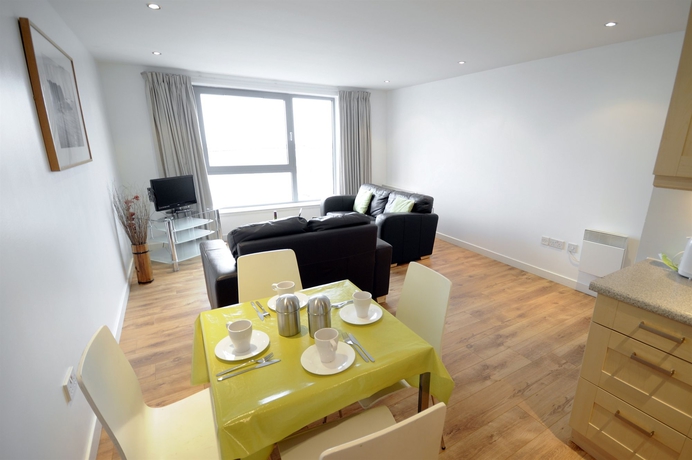 Imagen de los interiores del Hotel Ocean Serviced Apartments. Foto 16