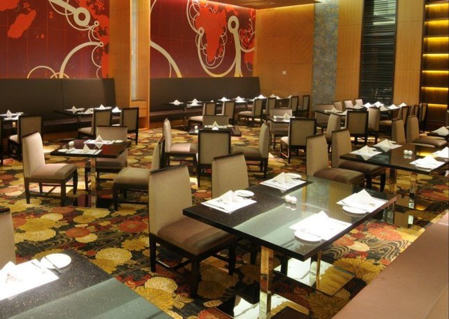 Imagen del bar/restaurante del Hotel Ocean Shanghai. Foto 11