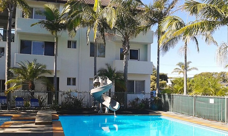 Imagen de la piscina del Hotel Ocean Side Hawks Nest. Foto 5