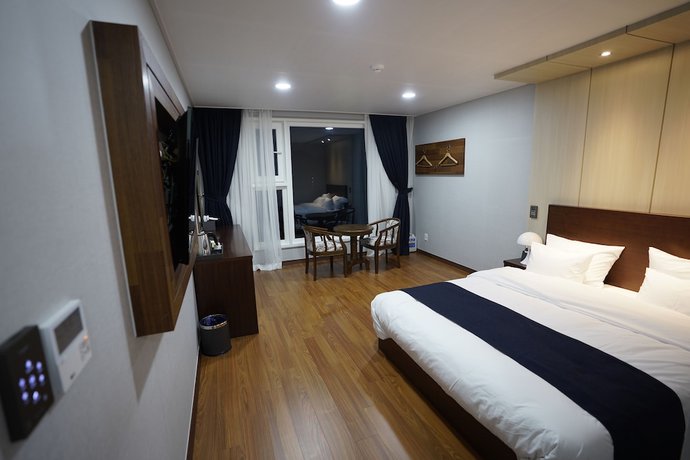 Imagen de la habitación del Hotel Ocean Spa Hotel. Foto 4